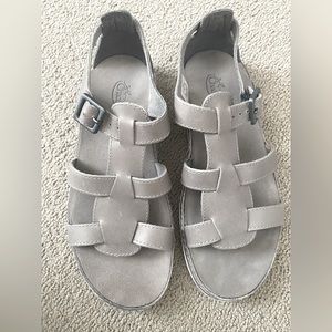 Chaco Leather grey Sandals size 8 new
